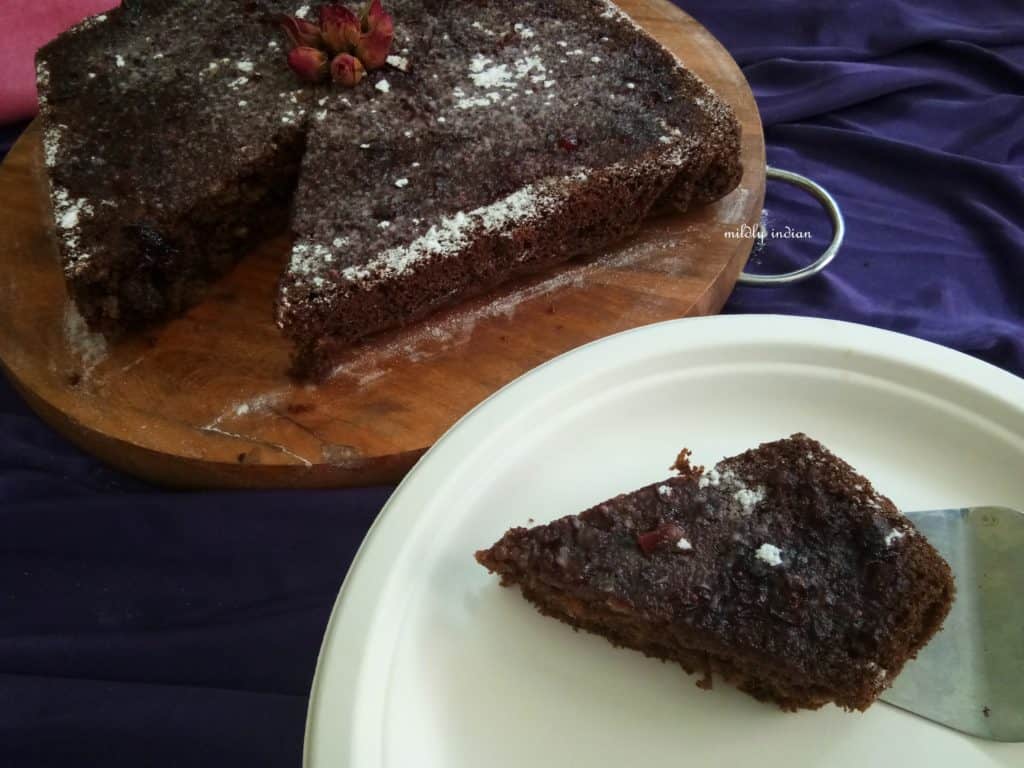 Chocolate muesli cake