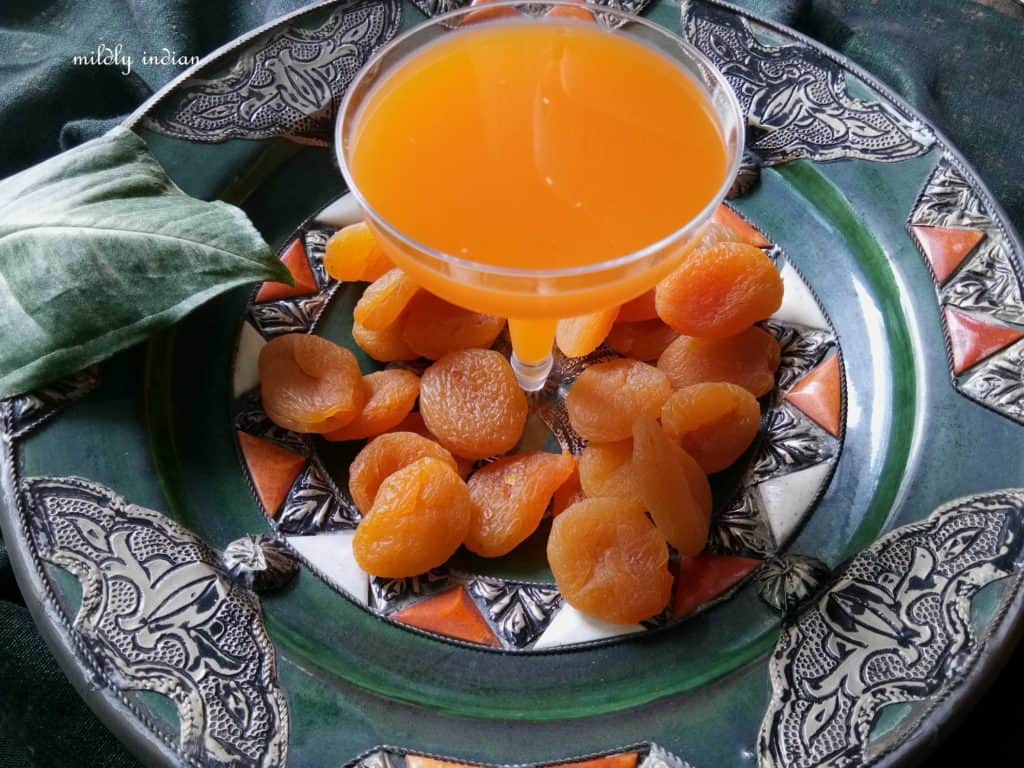 Qamar al deen, dry apricot drink from the middle east | Mildly Indian