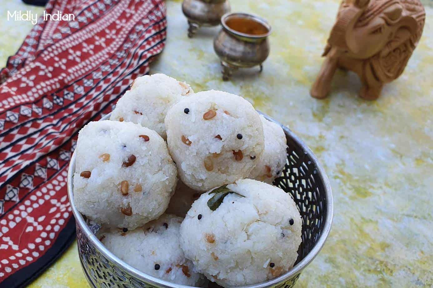 rice rava kozhakattai for ganesha chaturthi