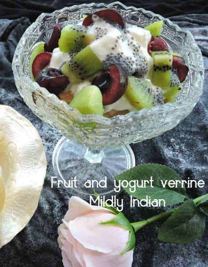 Fruit and yogurt verrine