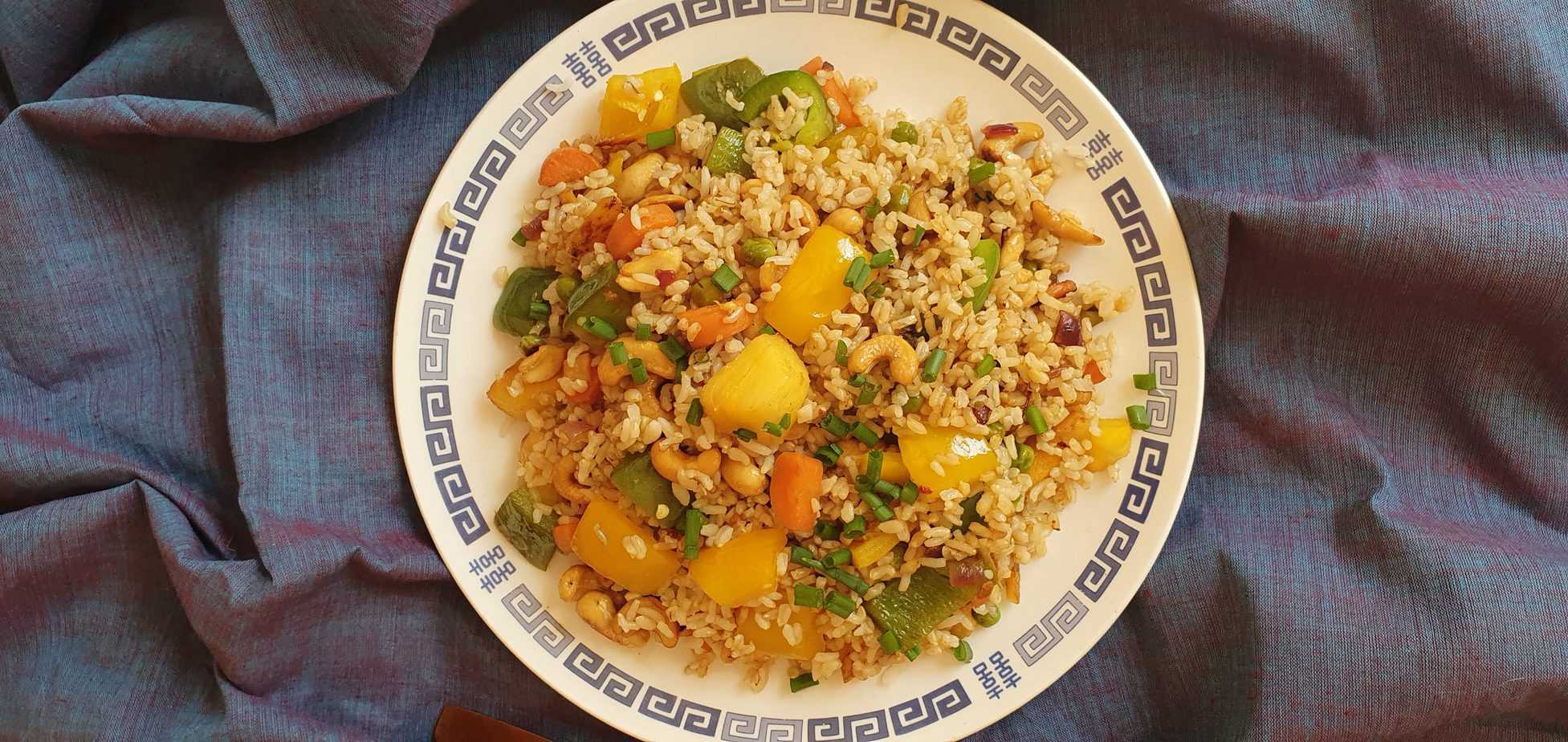 Thai pineapple fried rice