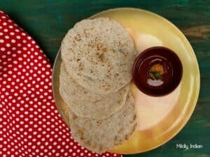 Nadia pura chakuli pitha – Coconut pancakes. – Mildly Indian