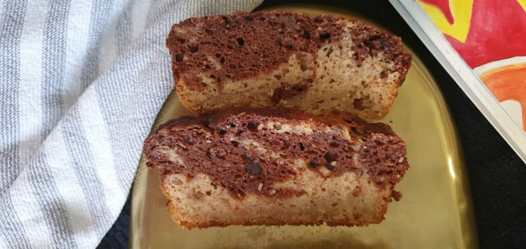 marbled banana bread slices.