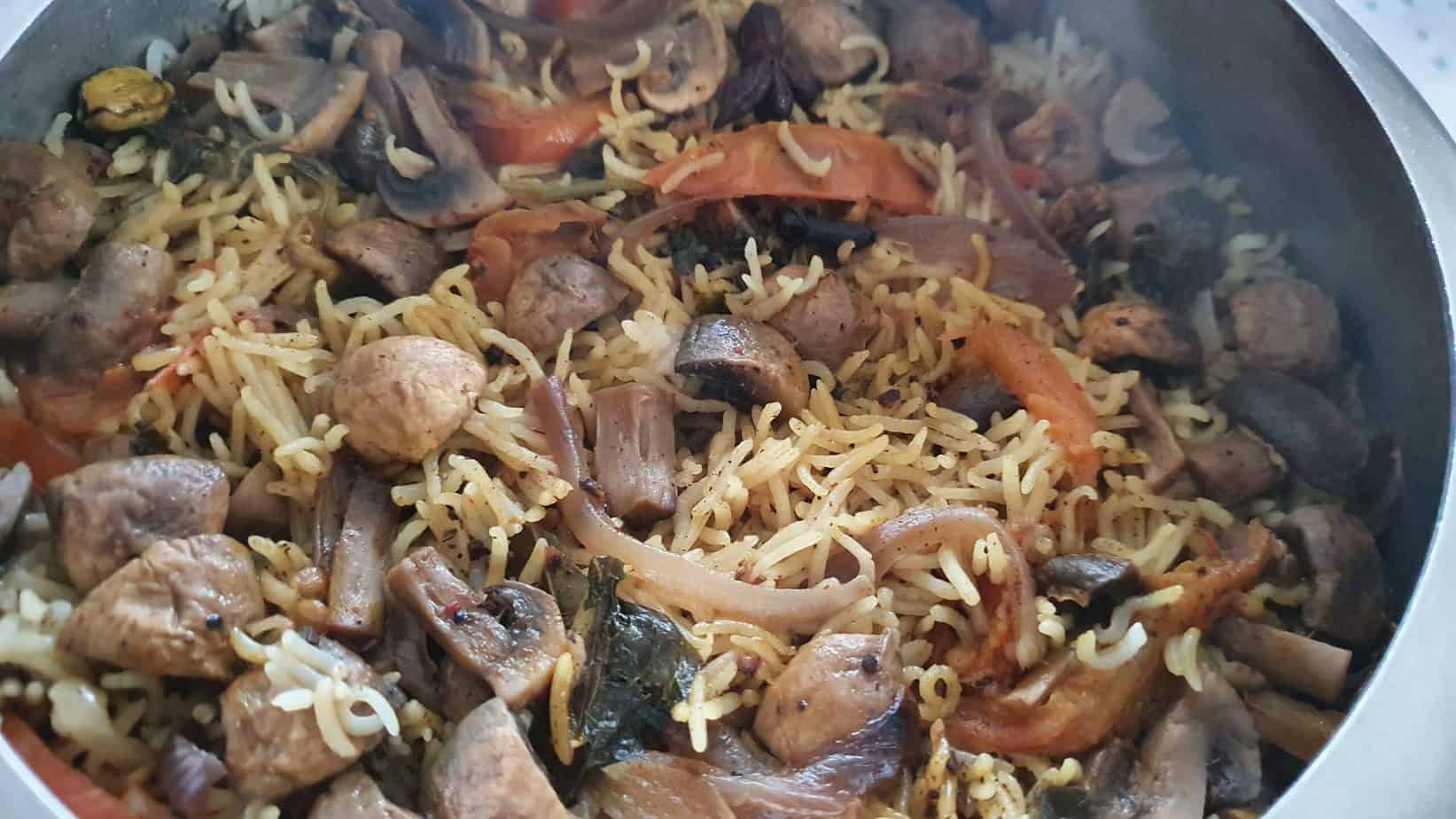 Kalan biryani – South Indian, one-pot mushroom biryani – Mildly Indian
