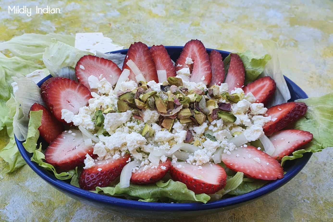 lettuce strawberry feta salad