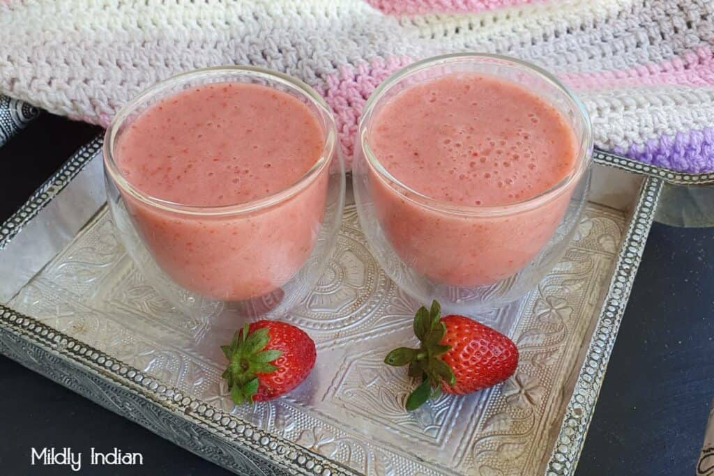 Strawberry lassi recipe