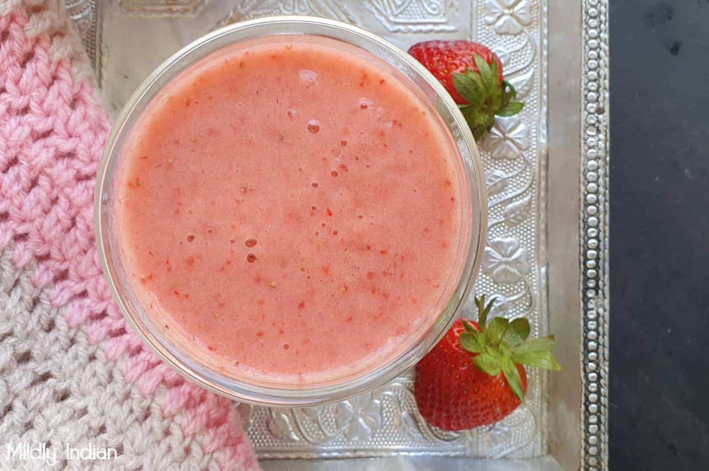 Strawberry lassi - vegan lassi