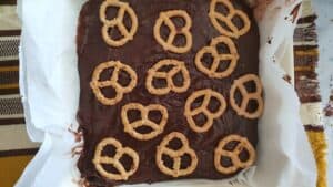 brownie with pretzel.