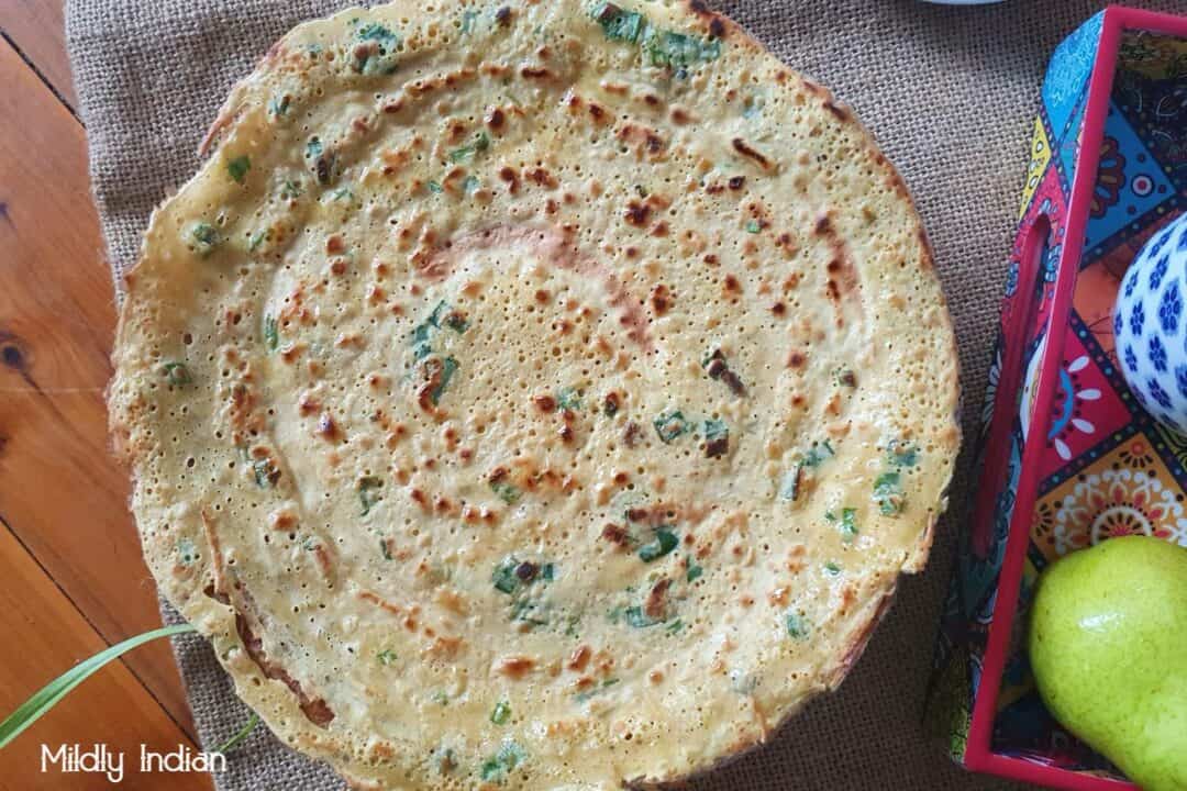 hare lasun ka chila, green garlic crepes.