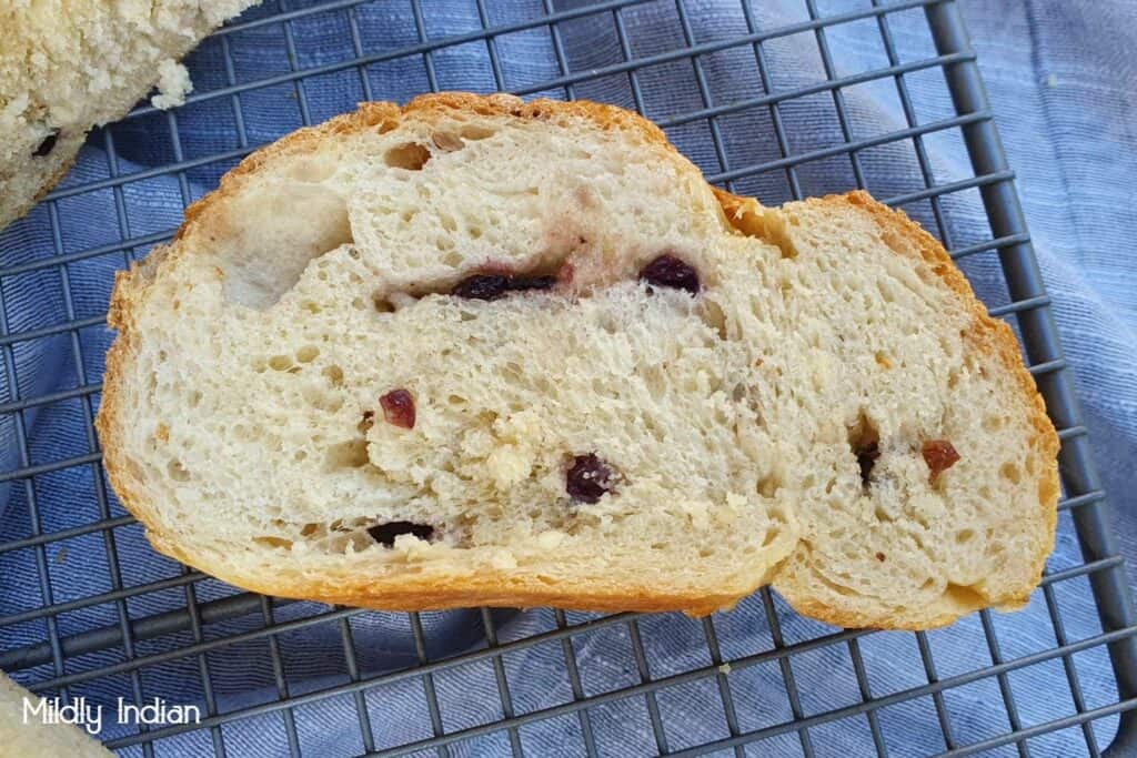 blackcurrant bread slice