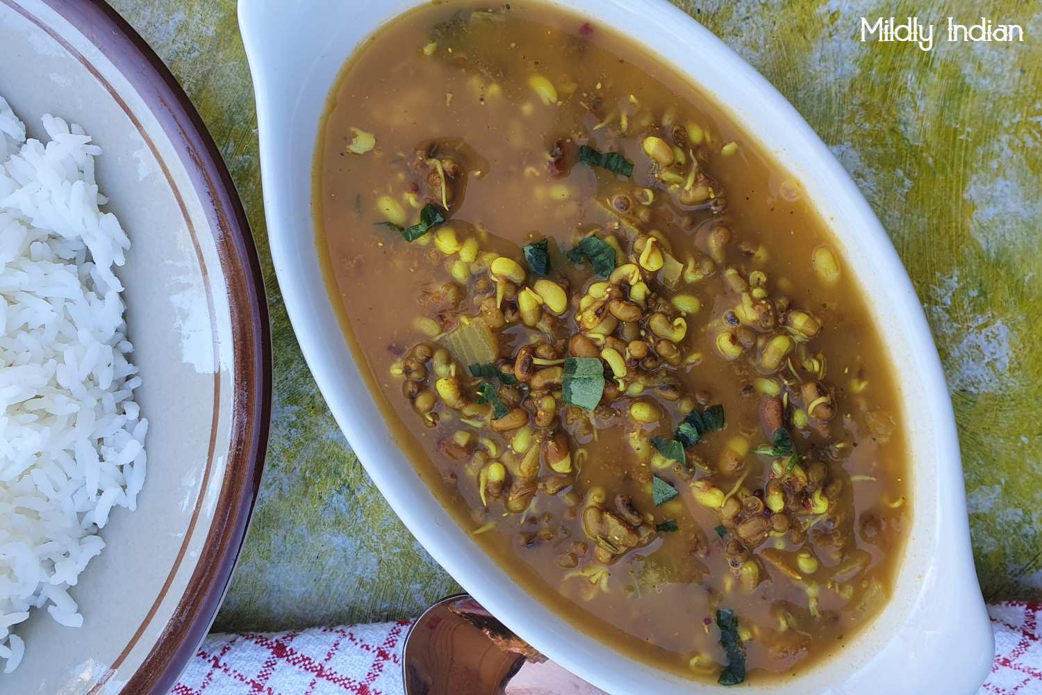 moth bean curry