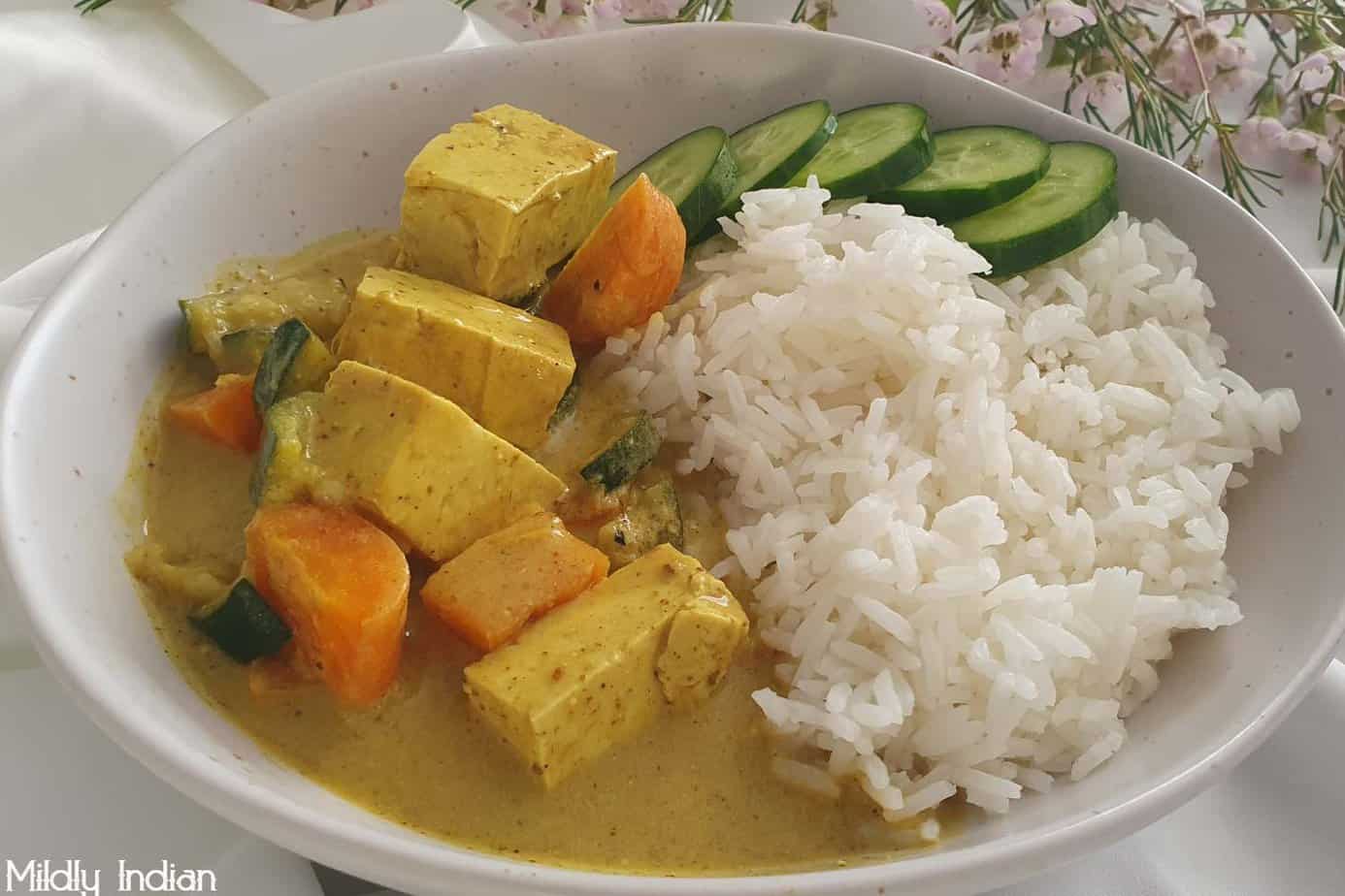 Mild Indian tofu curry – Mildly Indian